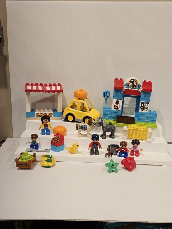 Lego Other - Lego Duplo Farmers' Market and Pony Stable Building Set